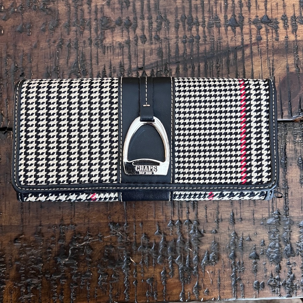 Chaps Houndstooth Key & Card Holder with Black and Red Accents